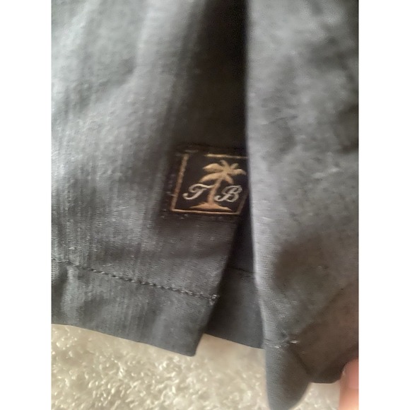 Tommy Bahama "Nice Legs" Embroidered Silk Camp Shirt Size XL - Picture 3 of 7